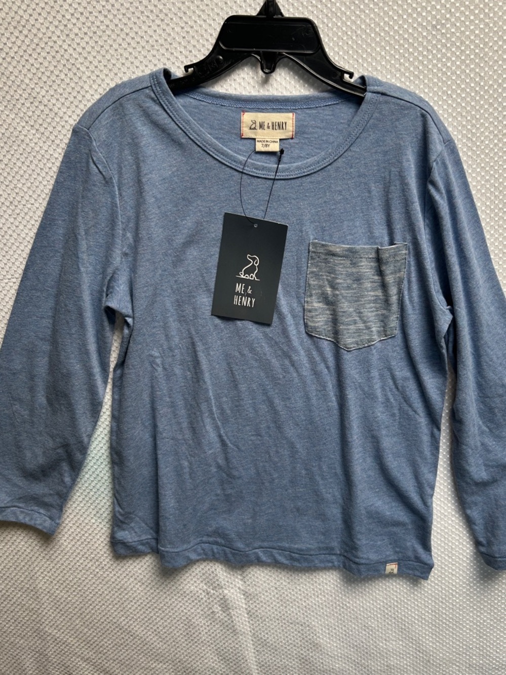 Me & Henry Kids' Indigo Long Sleeve Cotton Pocket Tee w elbow patches. NWT